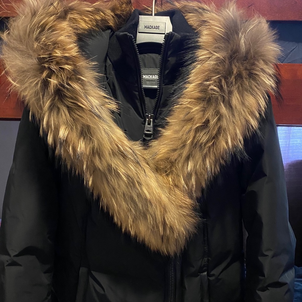 Adali Mackage Fur Coat (black) - Picture 1 of 6